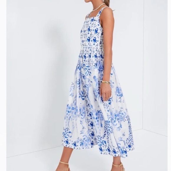 Tuckernuck Floral Blue and White Sleeveless Dress - Picture 2 of 10
